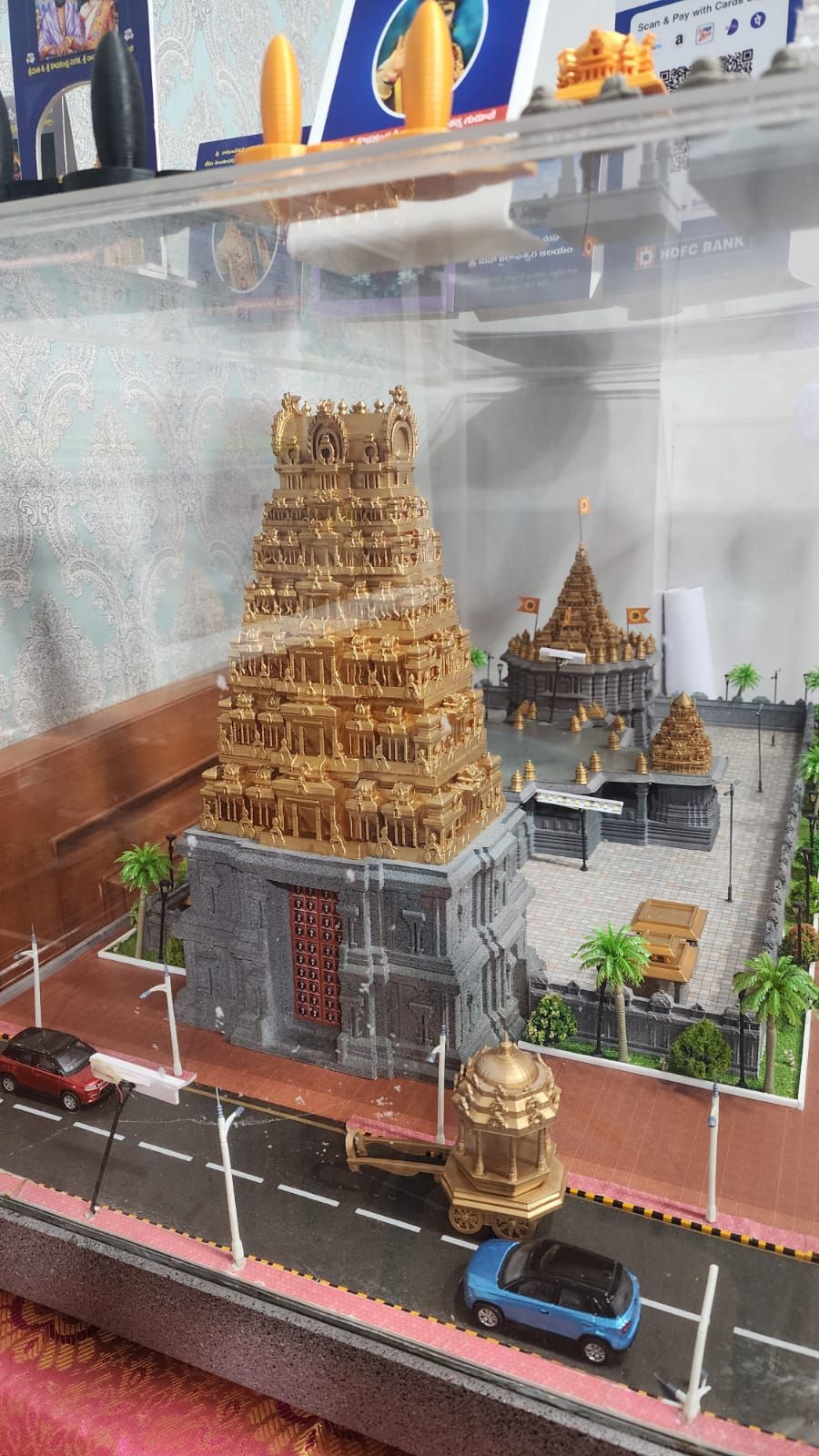 Architectural model of Kailasapuram temple: Rajagopuram with the temple complex behind